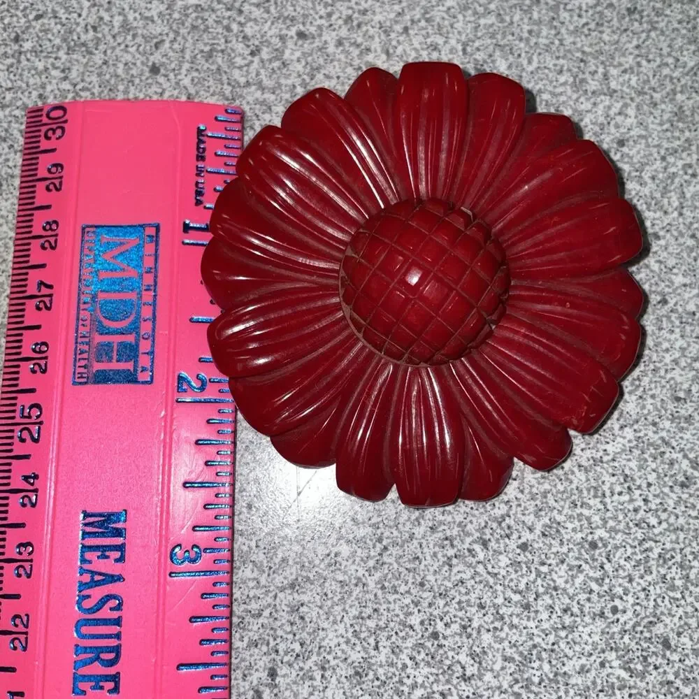 MCM Or Earlier Carved Bakelite Plastic Cherry Red Daisy Flower Brooch Pin